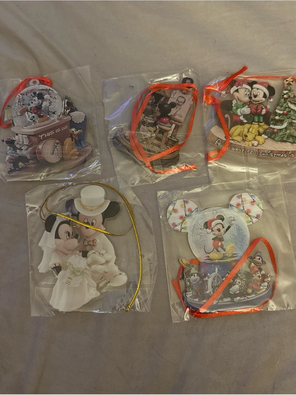 lot of 5 flat acrylic Ornament MICKEY MINNIE WEDDING PROPOSING & MORE